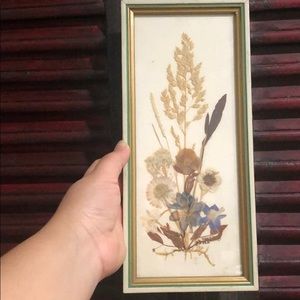 Vintage small wall frame!!